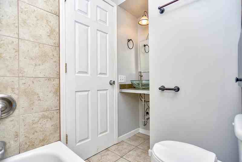 5409 Lansdowne Ave #5411 - Photo 4 of 19