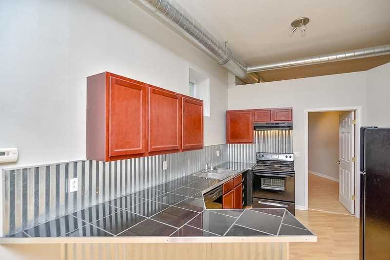 5409 Lansdowne Ave #5411 - Photo 7 of 19