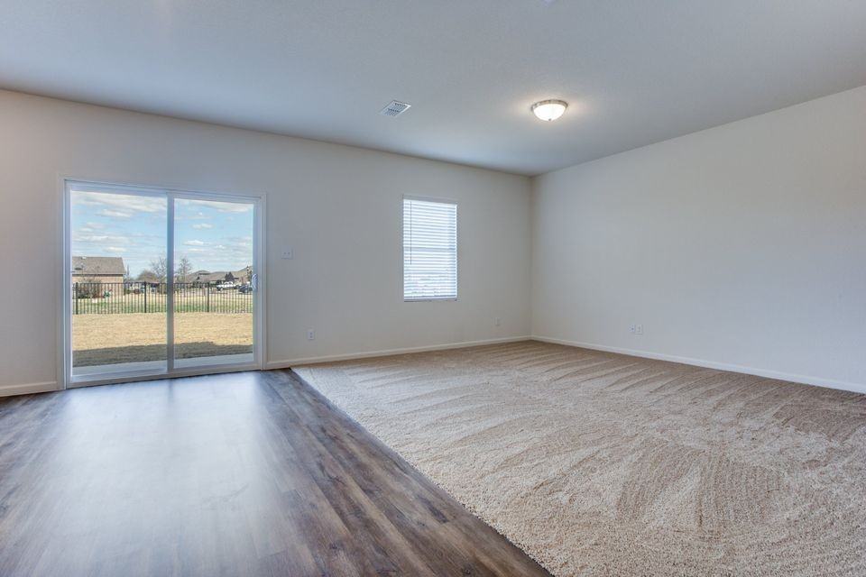 305 Briar Cv #20 - Photo 6 of 10