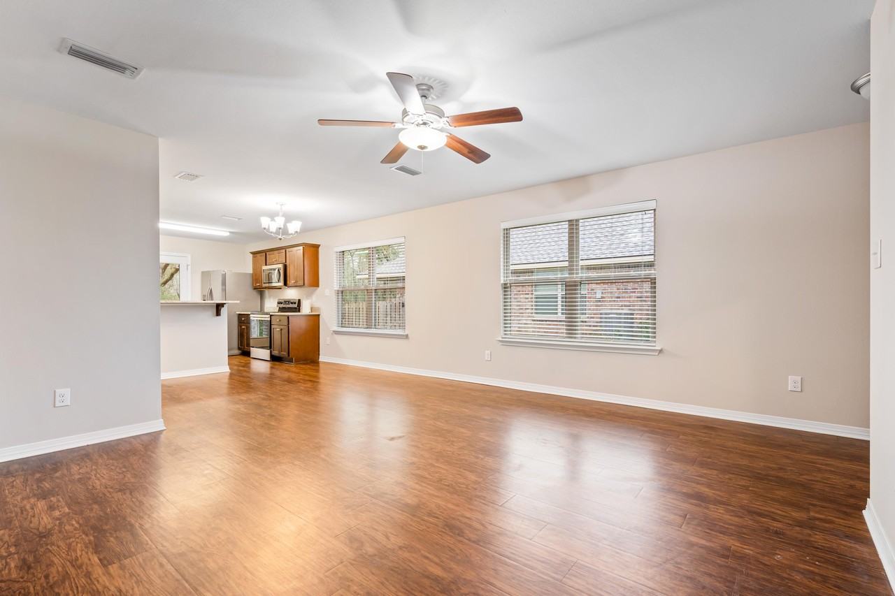 3836 Chesterfield Ln #1 - Photo 4 of 23