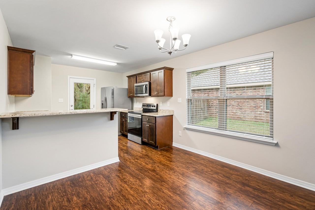 3836 Chesterfield Ln #1 - Photo 5 of 23