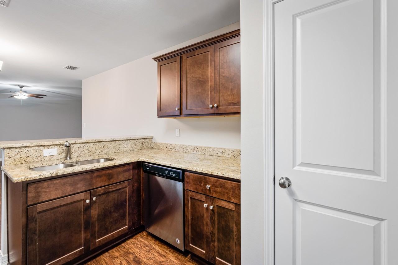 3836 Chesterfield Ln #1 - Photo 7 of 23