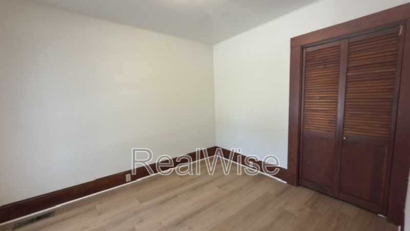 1416 Se Pine St - Photo 6 of 22