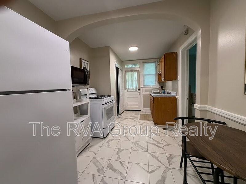 607 E Brookland Park Blvd - Photo 5 of 14