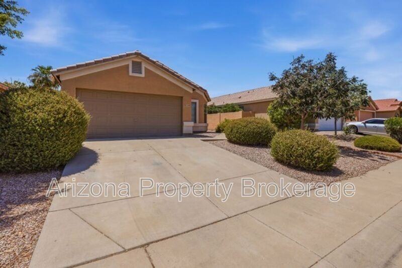 3759 W Santa Cruz Ave - Photo 3 of 28