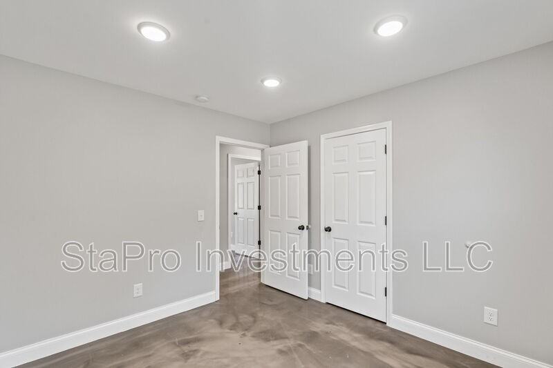 73 Mcmurtry Rd - Photo 3 of 22