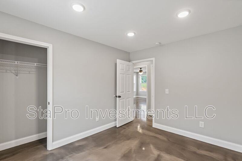 73 Mcmurtry Rd - Photo 4 of 22