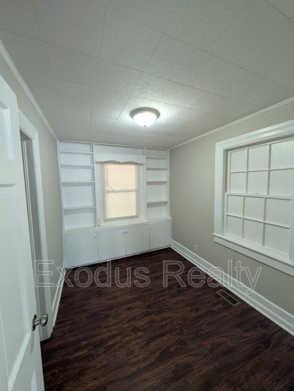 312 Bracken St #A - Photo 5 of 15