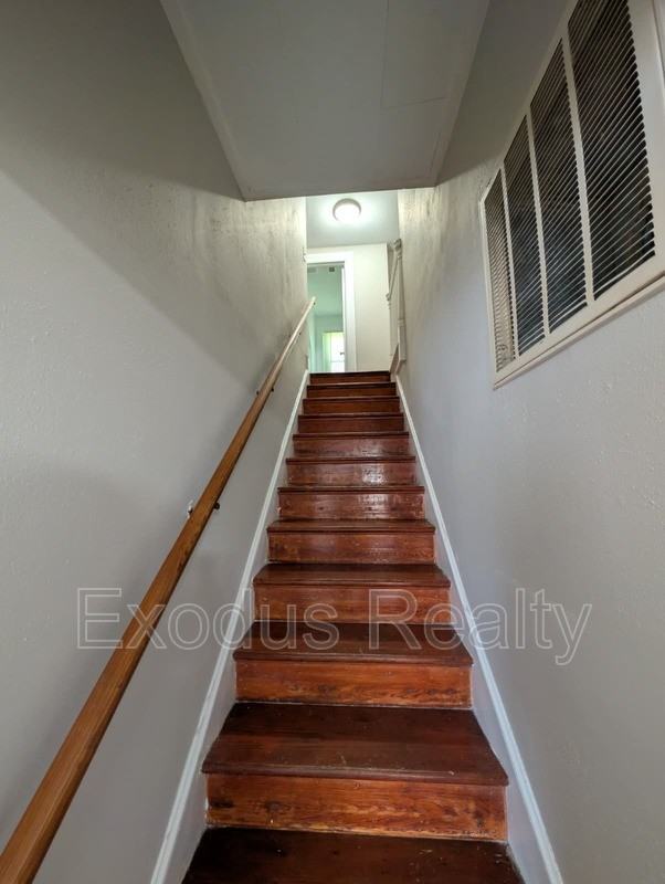 312 Bracken St #A - Photo 7 of 15