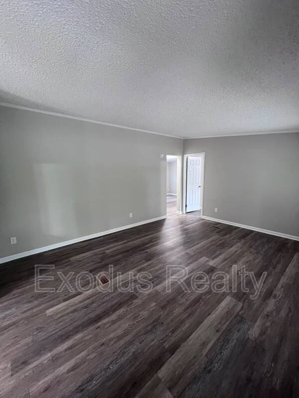 141 Cherry Berry Ln - Photo 2 of 45