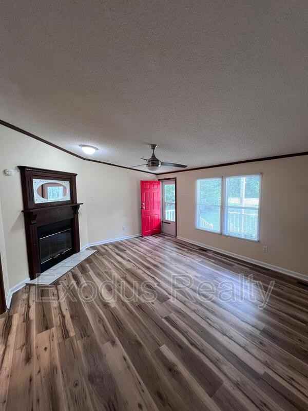 983 Heritage Way - Photo 4 of 30