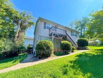 70 Hampton St #B - Photo 1 of 1