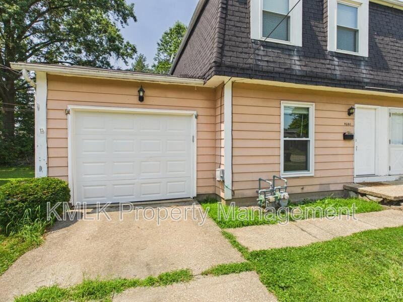 4280 Lorwood Dr - Photo 3 of 38