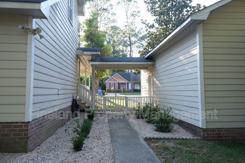 405 Andros Dr - Photo 4 of 16