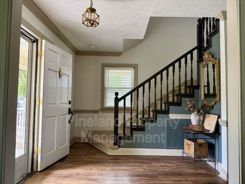 405 Andros Dr - Photo 6 of 16