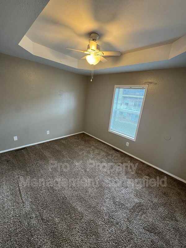 4131 S Glenn Ave #B - Photo 6 of 14