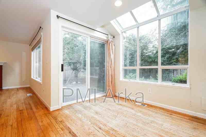 2451 238th Pl Ne - Photo 5 of 17