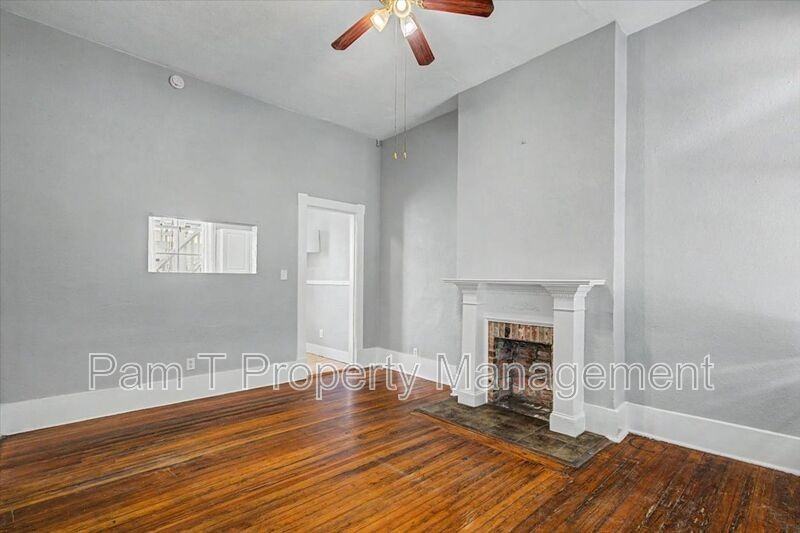 402 E Park Ave #1B - Photo 7 of 19
