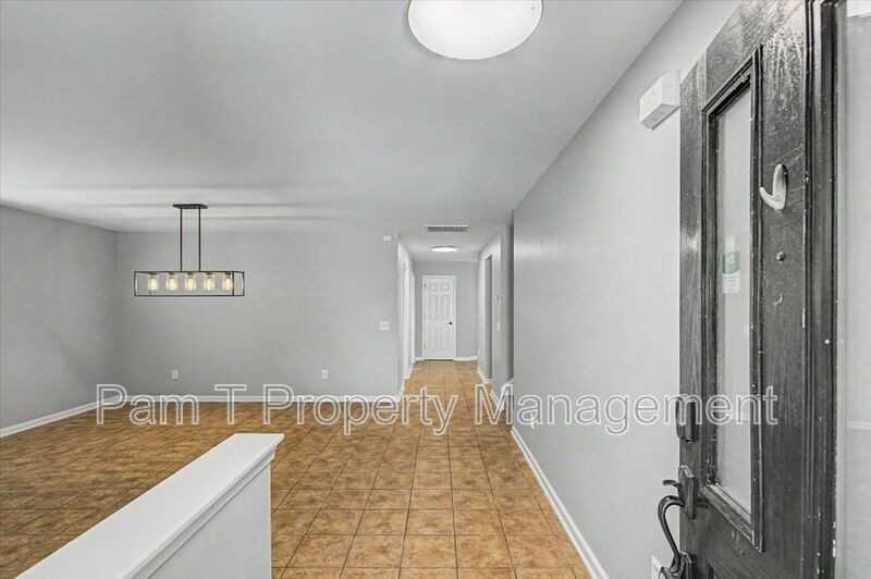 4 Bainbridge Way - Photo 4 of 31