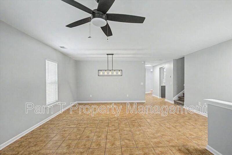 4 Bainbridge Way - Photo 7 of 34