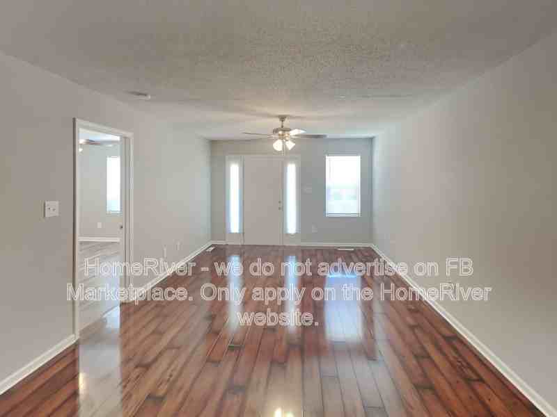 515 Creekview Dr - Photo 2 of 24