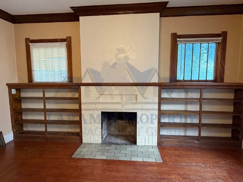 1526 E Grand Ave #2 - Photo 7 of 20