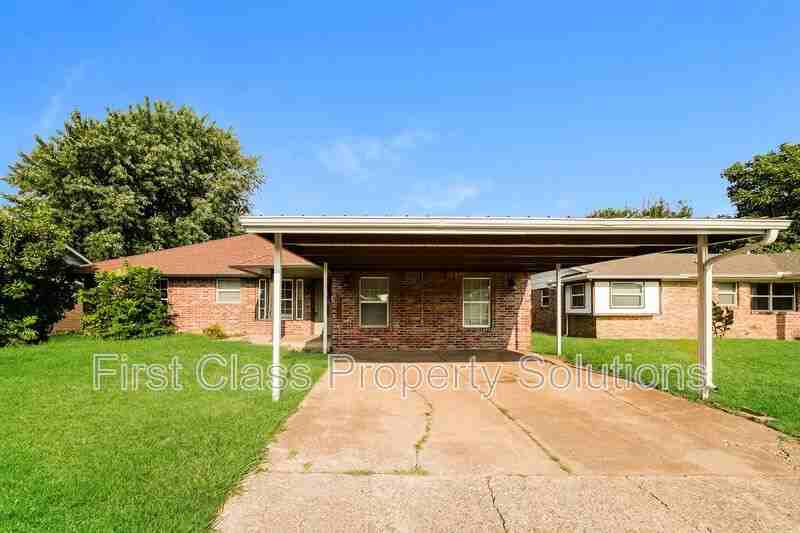 1205 S Howard Ave - Photo 2 of 37