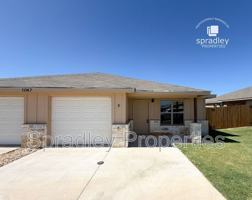 featured image of 1047 Edwards Dr Apt B #Apt B