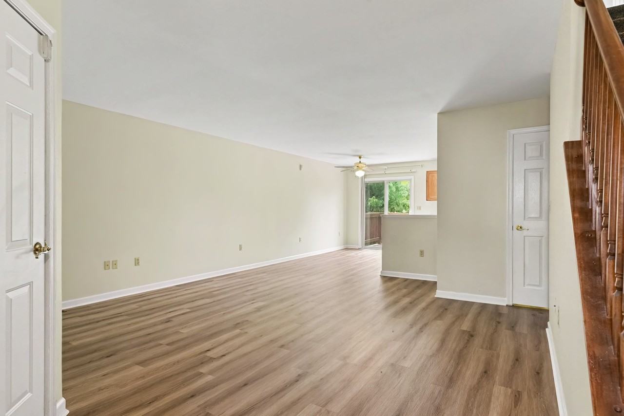7225 Capital Dr #1 - Photo 3 of 18