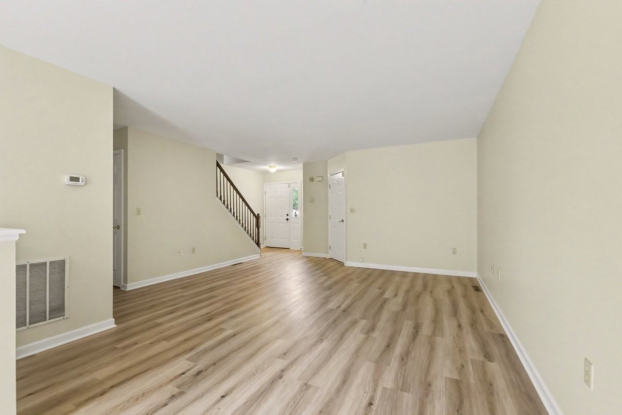 7225 Capital Dr #1 - Photo 4 of 18