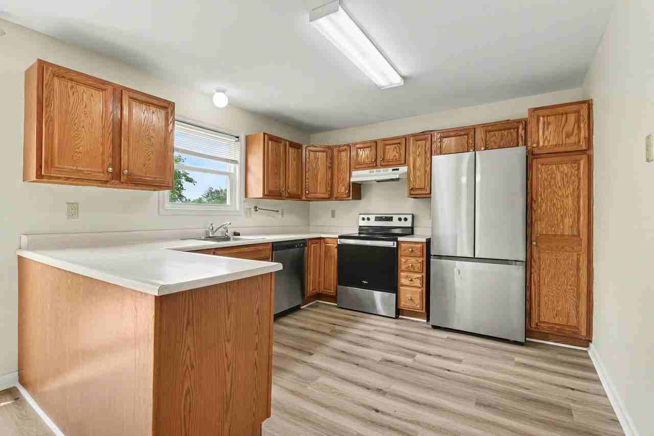 7225 Capital Dr #1 - Photo 7 of 18