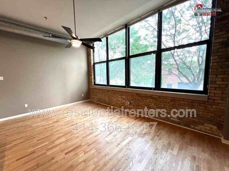 1924 N Hubbard St #209 - Photo 4 of 24
