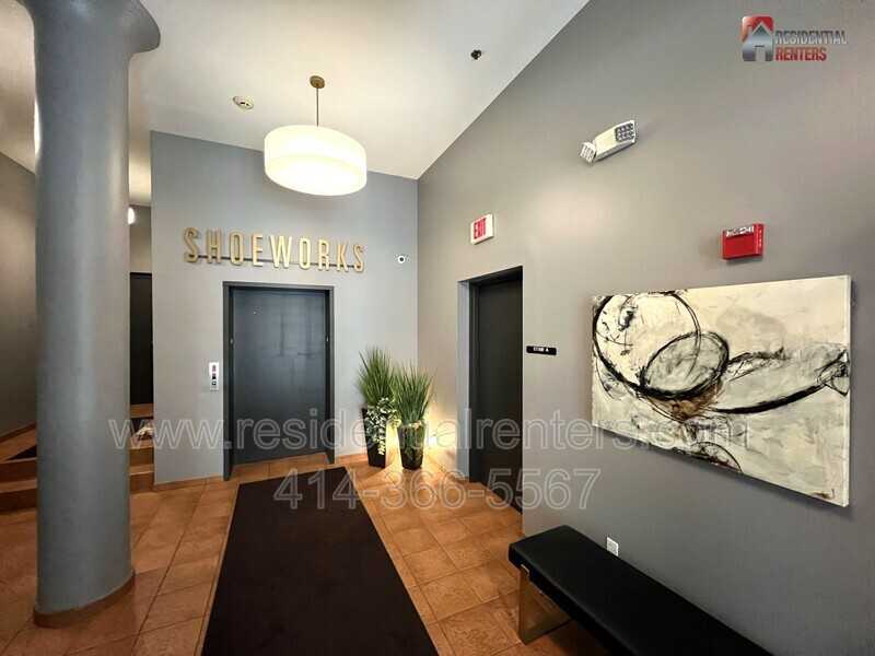 1924 N Hubbard St #209 - Photo 5 of 24
