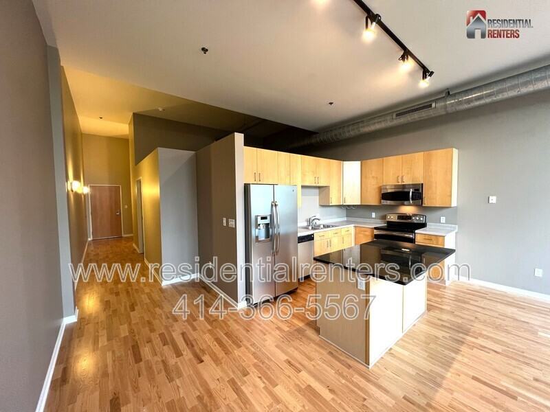 1924 N Hubbard St #209 - Photo 6 of 24
