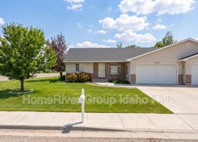 featured image of 1276 Matchpoint Dr