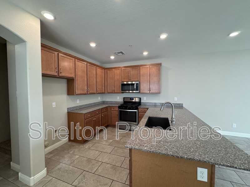1723 N 208th Ave - Photo 2 of 50