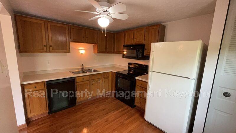 176 W Russets Cir - Photo 2 of 24