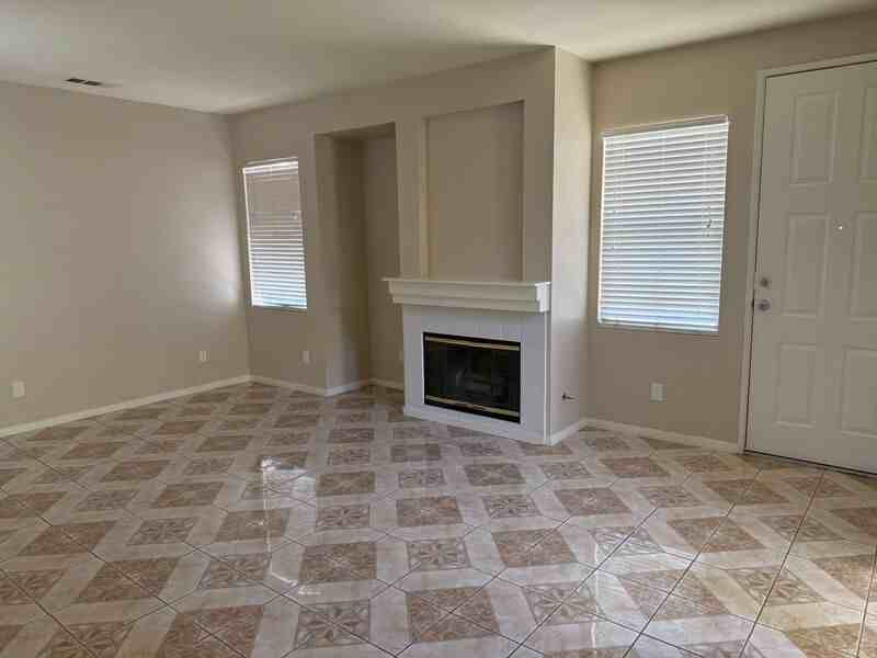 39545 Warbler Dr - Photo 6 of 33