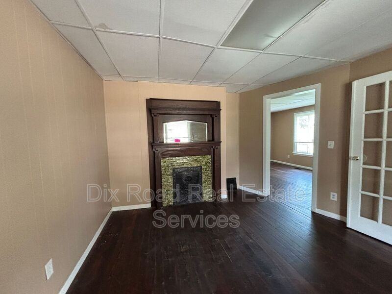 112 Heaton Ave - Photo 7 of 26