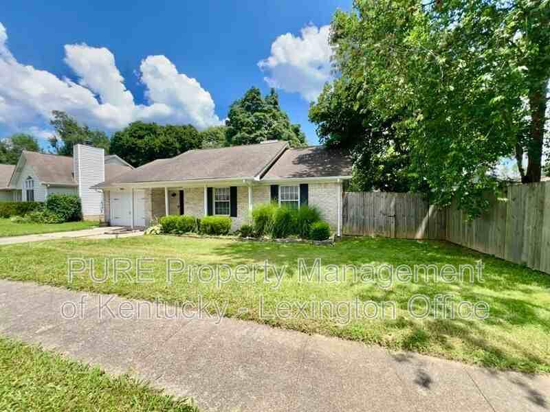 1212 Fenwick Rd - Photo 2 of 24