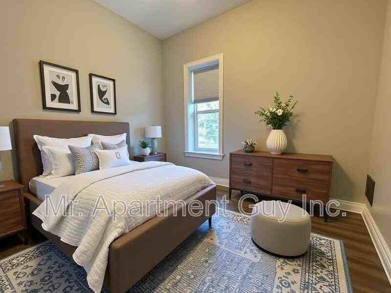 16 Wellington St S #201 - Photo 3 of 6
