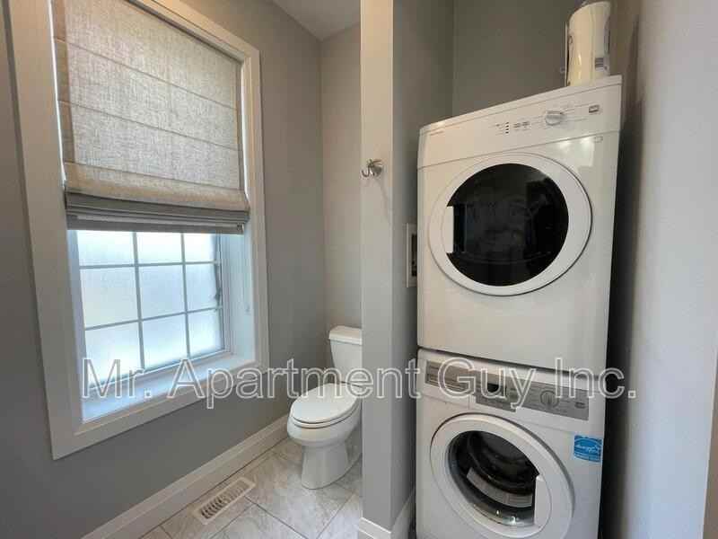 16 Wellington St S #201 - Photo 4 of 6