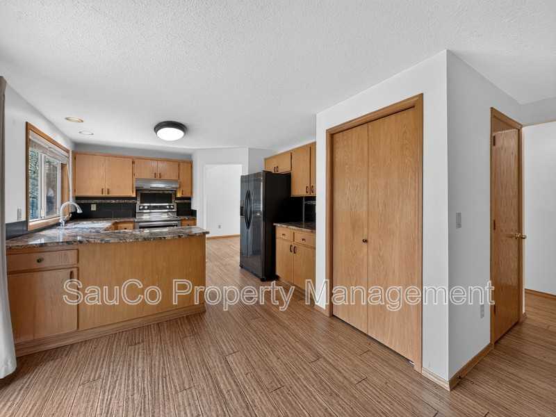 969 Sw 177th Ter - Photo 6 of 22