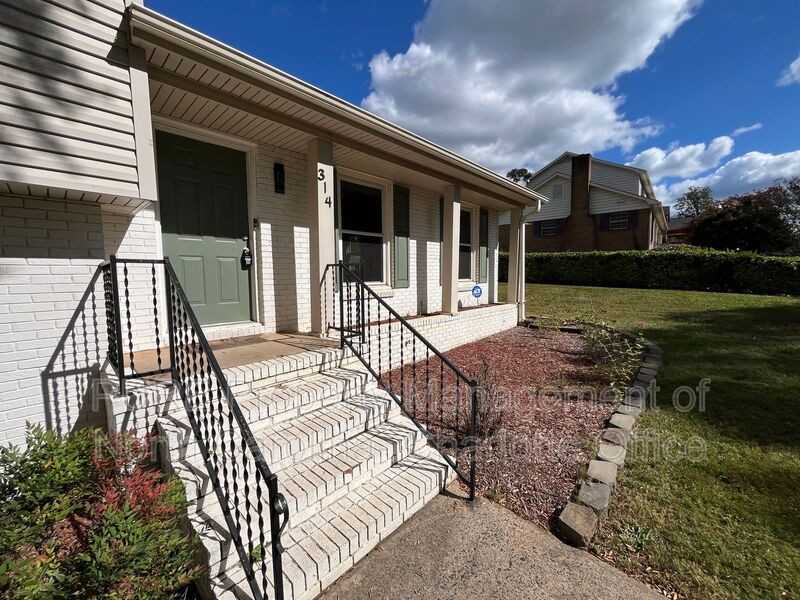 314 Scottridge Dr - Photo 3 of 29