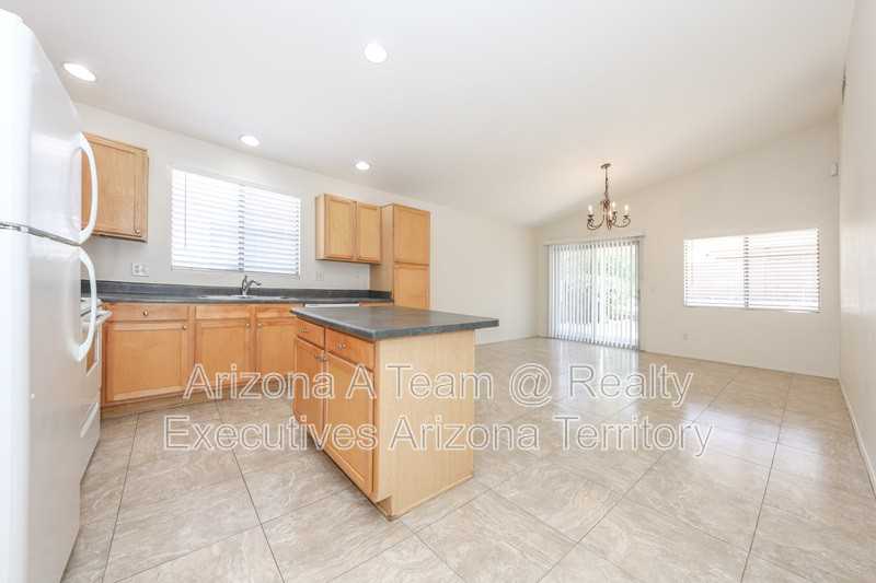 2868 W Simplicity Dr - Photo 4 of 26