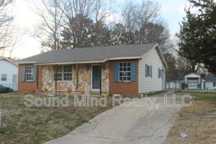 1317 Armstrong Cir - Photo 1 of 1
