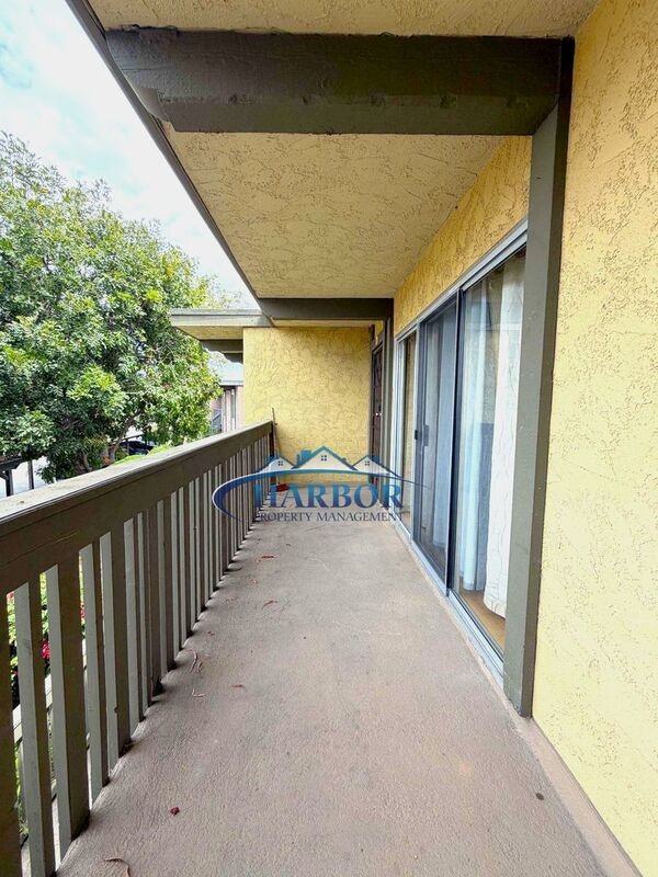 23308 Marigold Ave - Photo 4 of 20