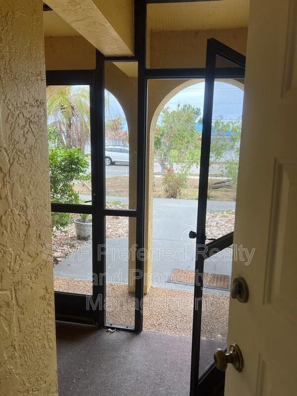 4341 Country Club Blvd #1 - Photo 5 of 26