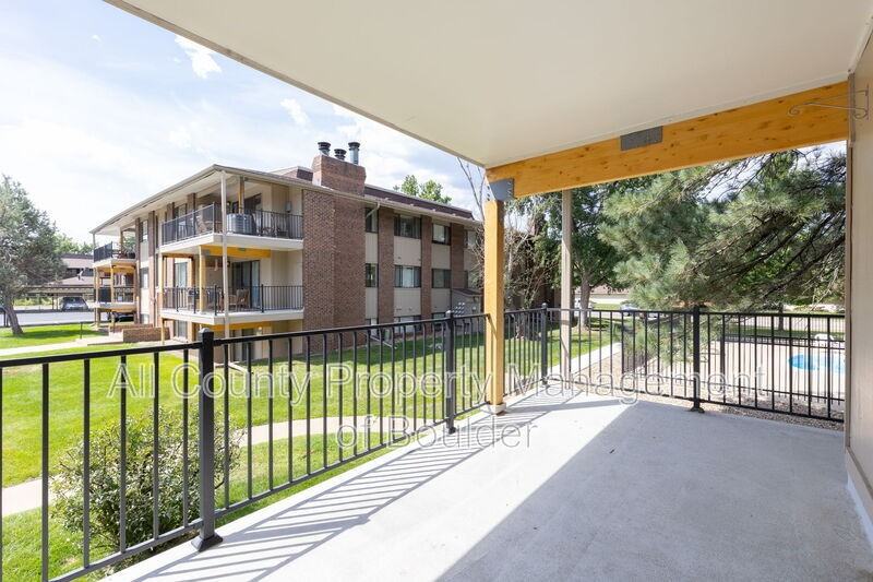 600 Manhattan Dr #5B - Photo 2 of 19
