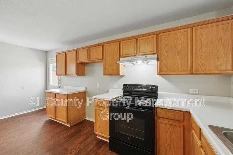 4909 Wildcreek Way - Photo 4 of 24